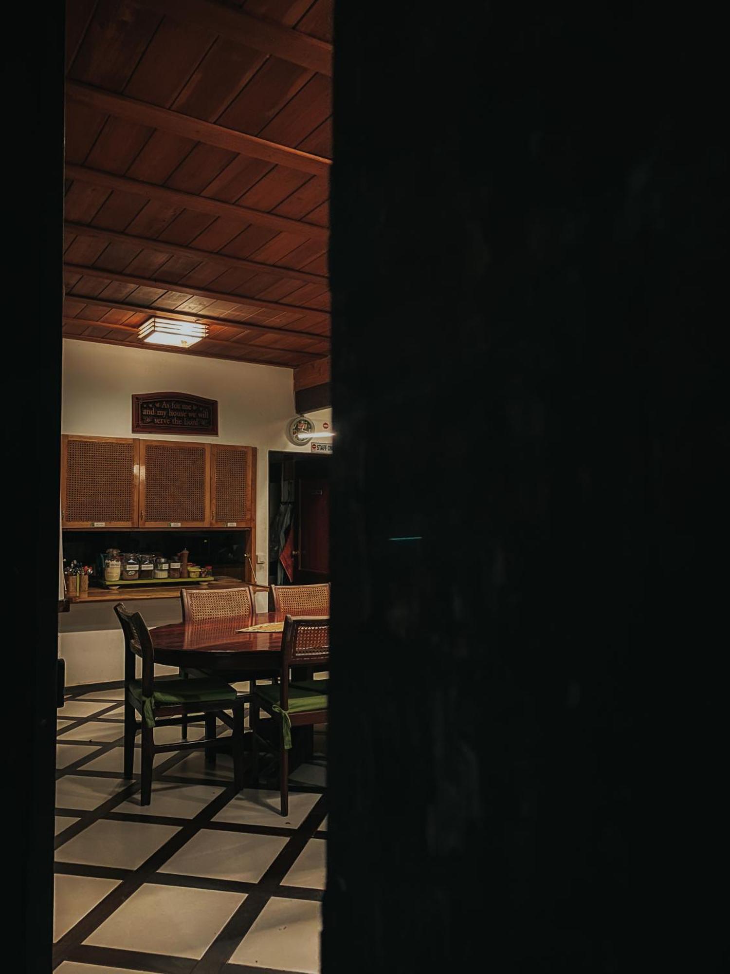 Bukit Raya Guesthouse Palangkaraya Luaran gambar