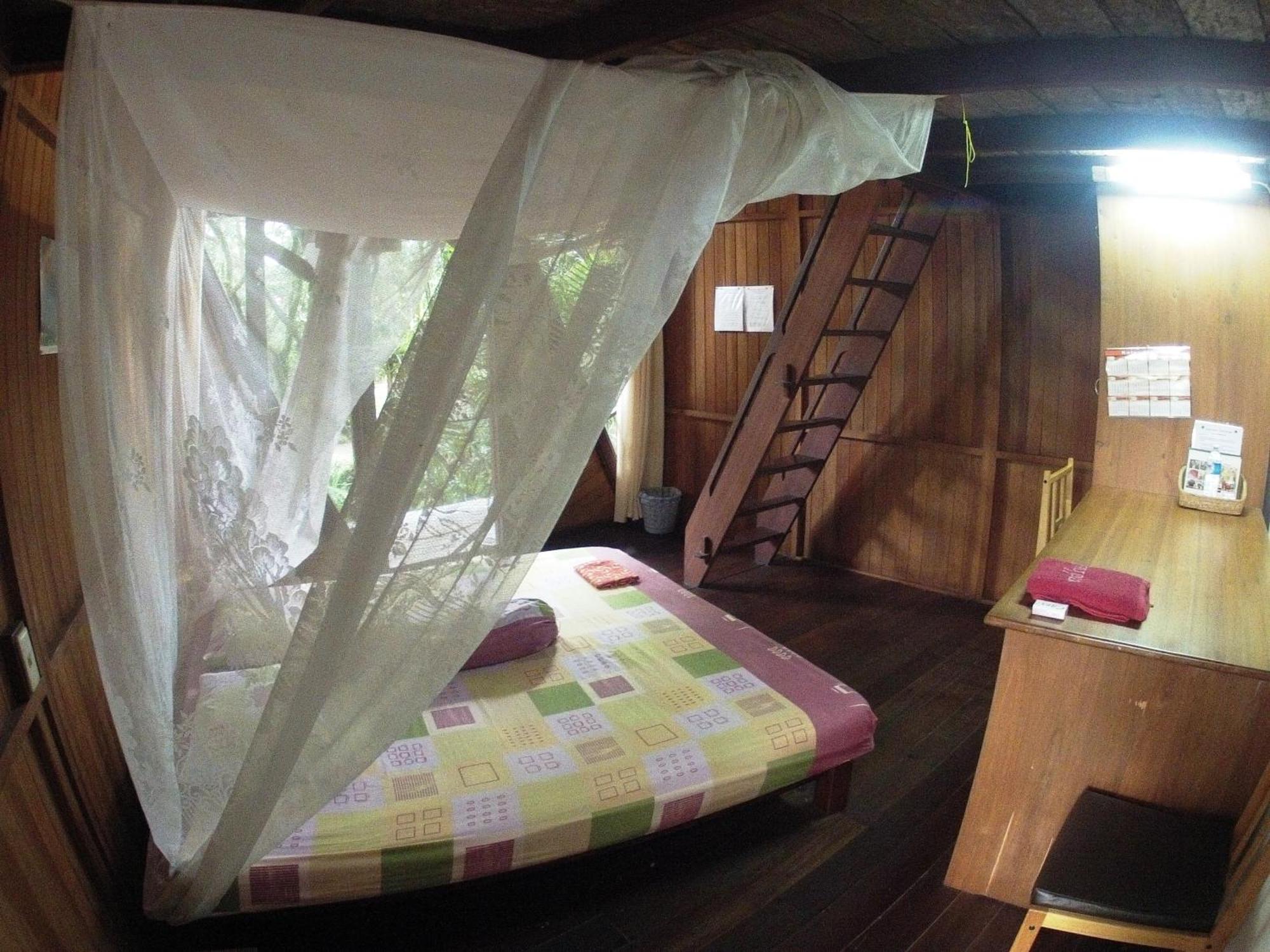 Bukit Raya Guesthouse Palangkaraya Bilik gambar